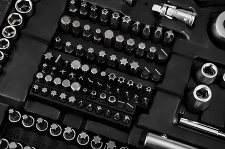 NEO KLUCZE NASADOWE 1/4" 3/8" 1/2" MEGA ZESTAW NARZĘDZIOWY 220 EL 10-220